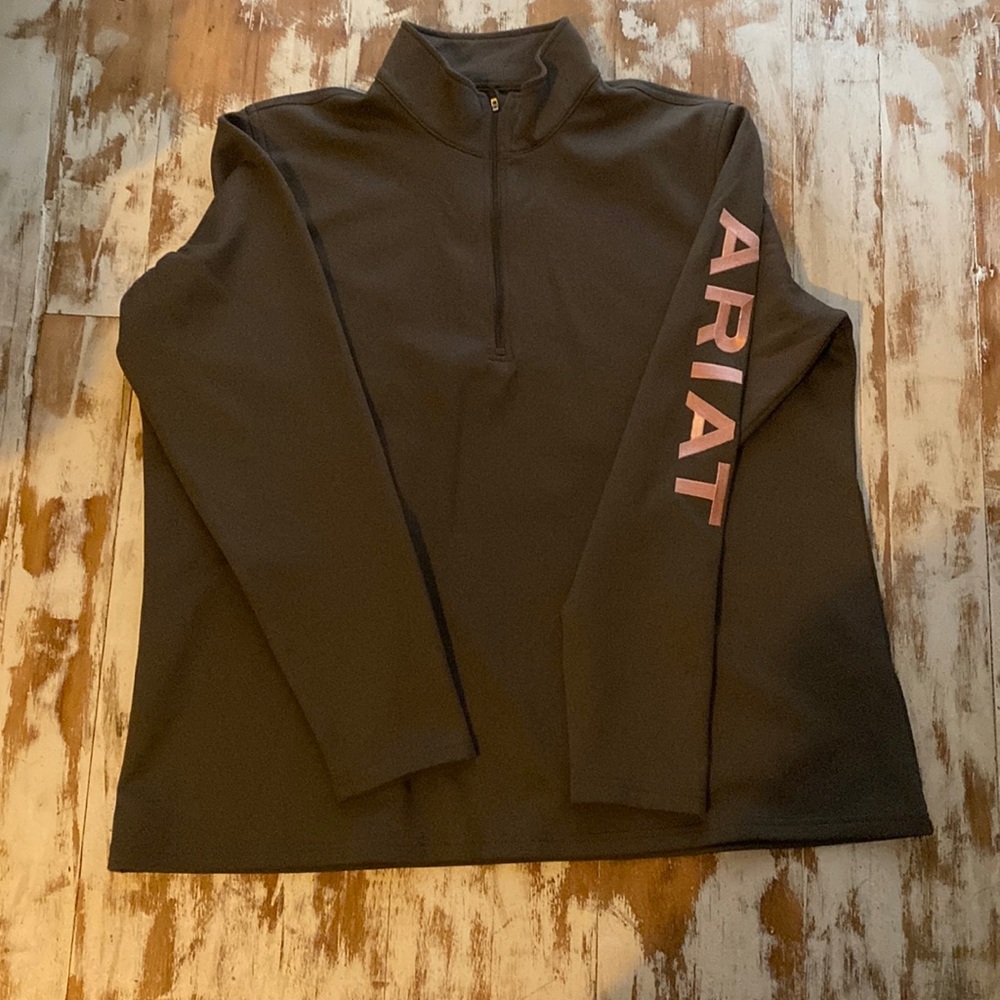 XXL Womens Ariat 1/4 zip pull over